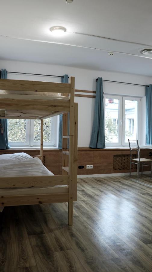 Sanera Hostel Варшава Екстериор снимка