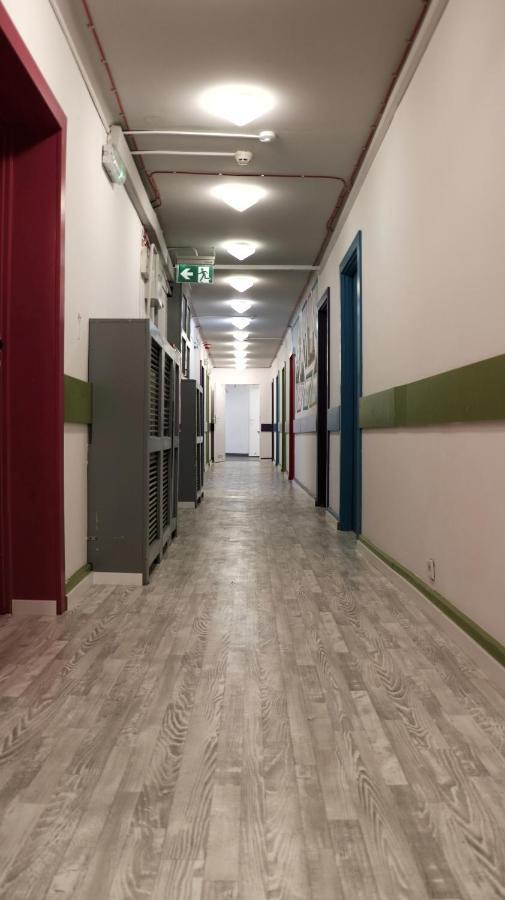 Sanera Hostel Варшава Екстериор снимка
