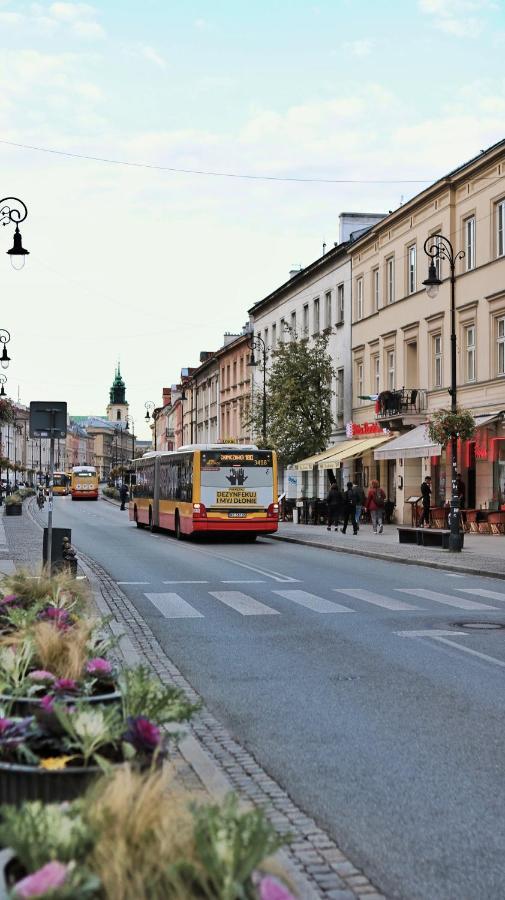 Sanera Hostel Варшава Екстериор снимка